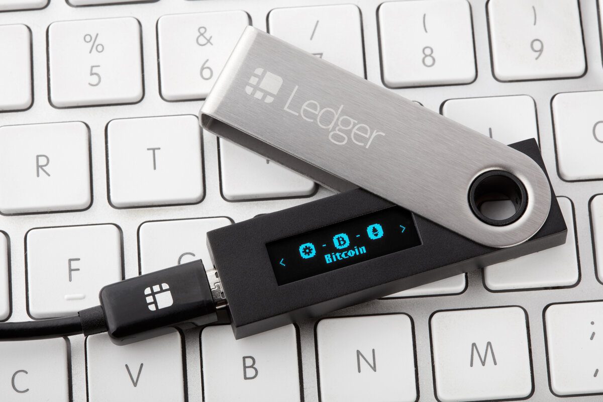 Modifikasiya edilmiş Ledger Nano X cüzdanları gizli eSIM ilə kripto seed ifadələrini oğurlayır