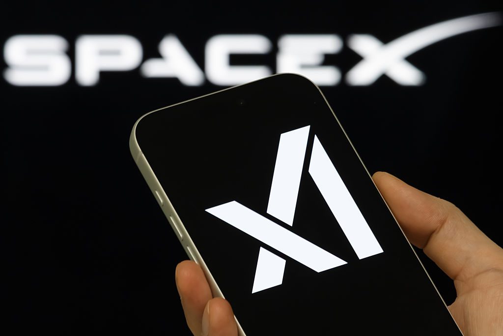 Google SpaceX-ə hesablama gücü üçün ayda 920 milyon dollar ödəyəcək