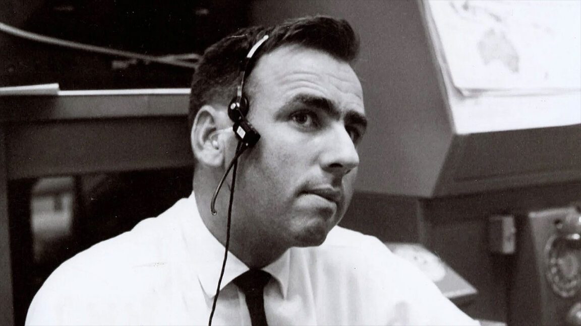 مدير الطيران في NASA ميلت ويندلر، الذي قاد إنقاذ Apollo 13، توفي عن 94 عامًا