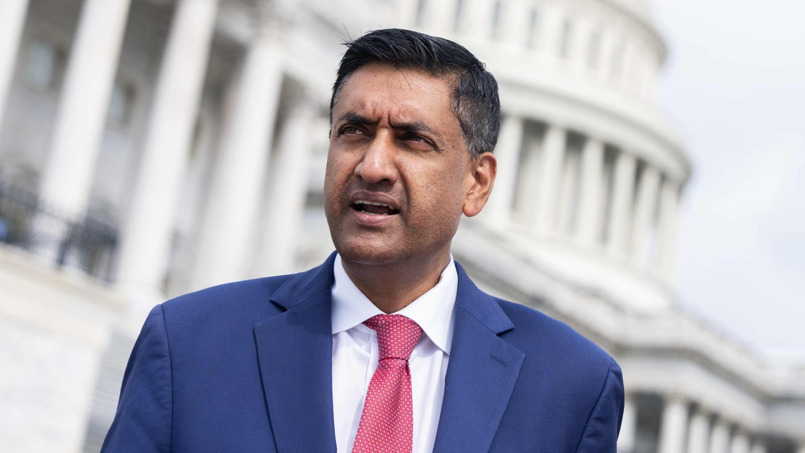 Ro Khanna özyinelemeli AI modellerini yasaklayan güvenlik tasarısını sunacak