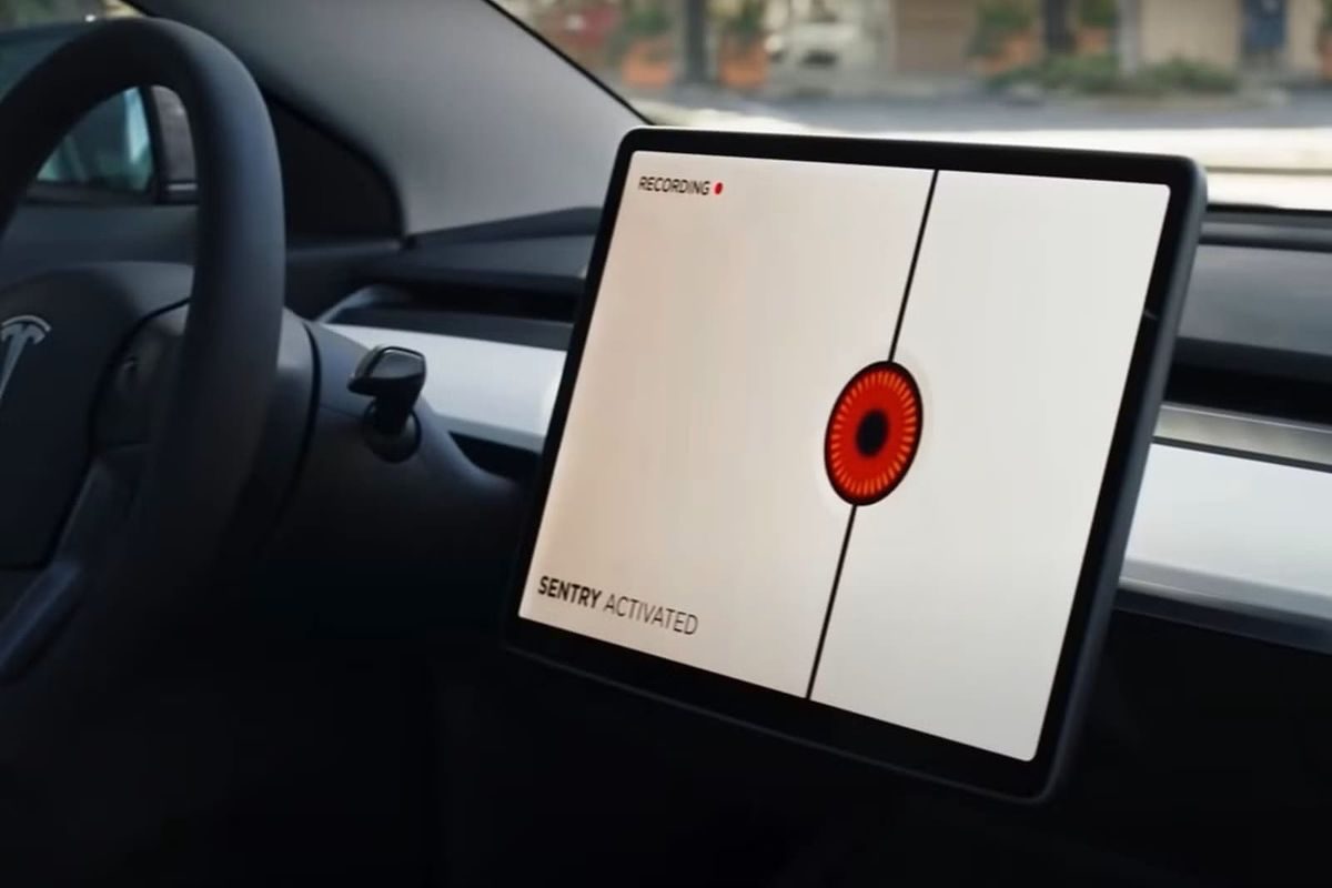 פרוטוקולי האבטחה של Tesla מנעו מסוכנים פדרליים להתקין מכשיר מעקב