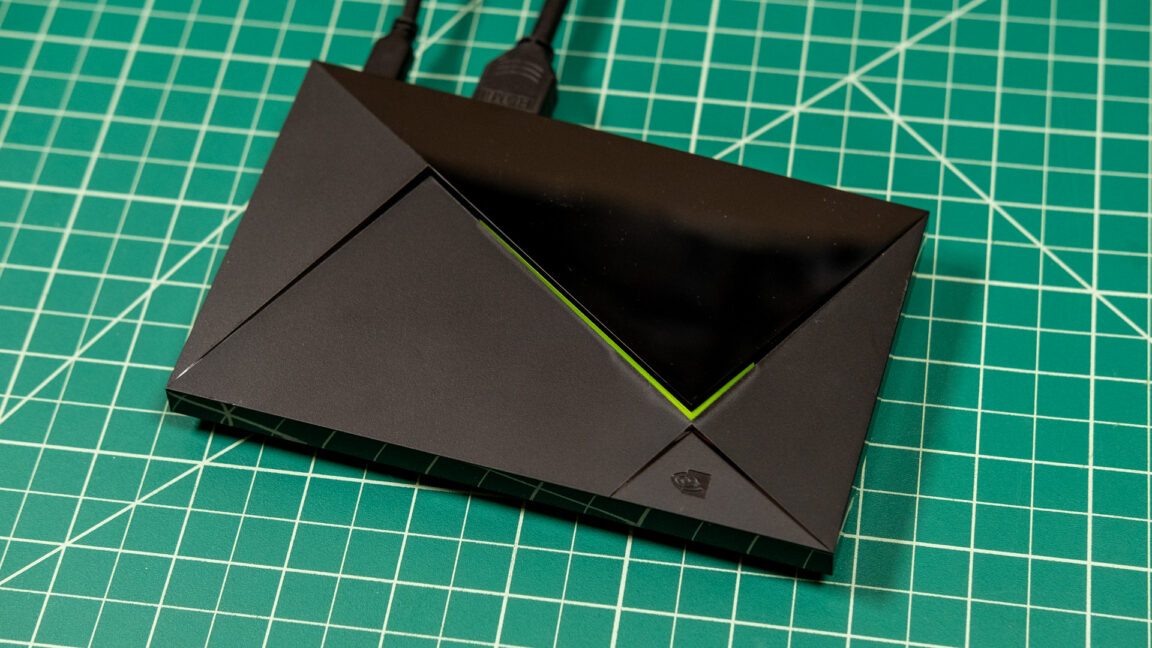 NVIDIA ترفع سعر Shield TV Pro بعمر 7 سنوات بمقدار 100 دولار بسبب نقص الذاكرة