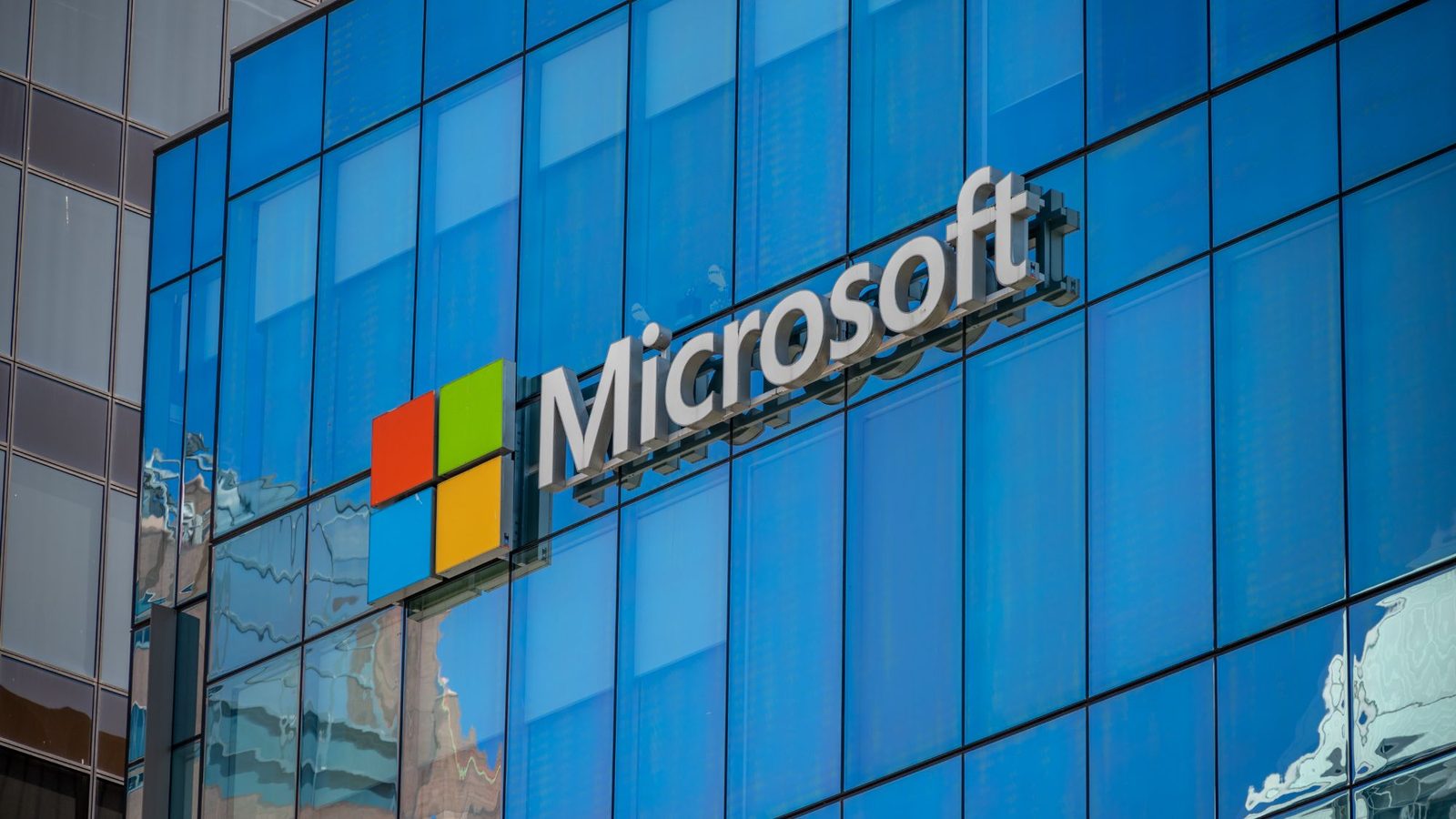 ABD yaptırımlarından sonra Hollanda, Microsoft'u NixOS ile değiştiriyor