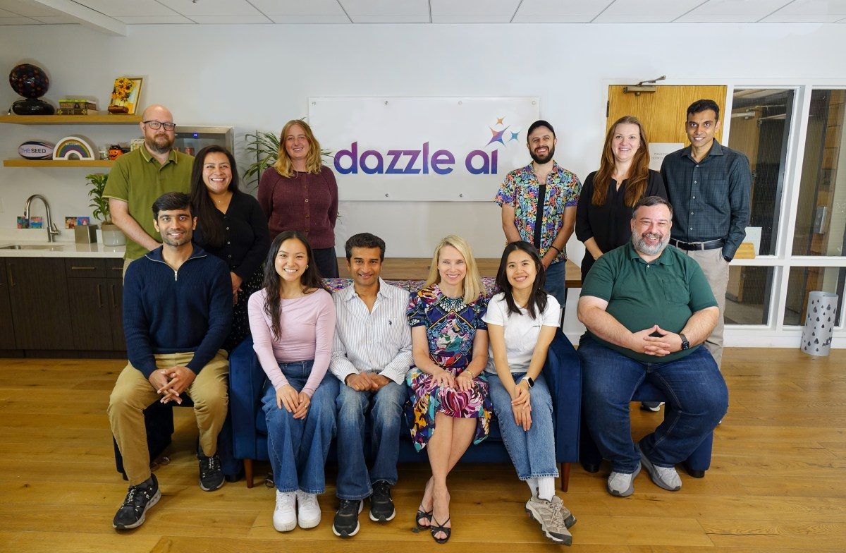Dazzle: مساعد Marissa Mayer يتعرف على المستخدم من الصور بدل البريد الإلكتروني