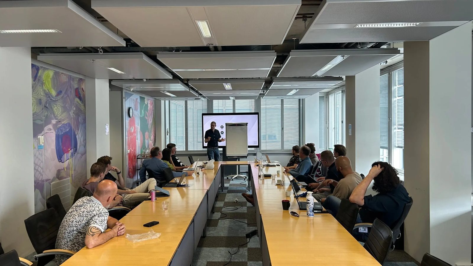 Dutch Government Builds an Open Alternative to Microsoft, Based on NixOS