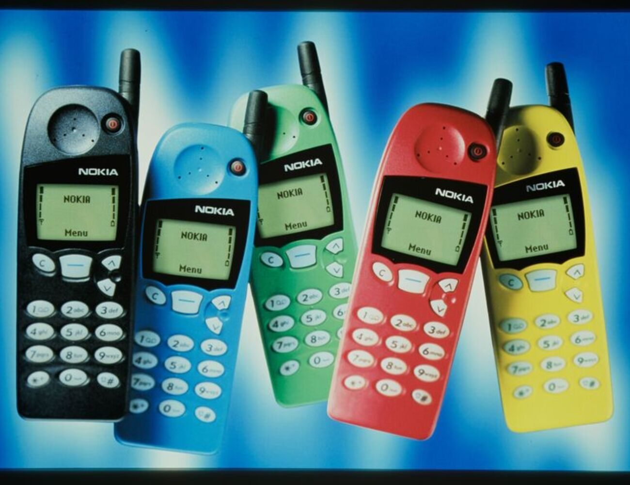 Beş renkte Nokia 5110