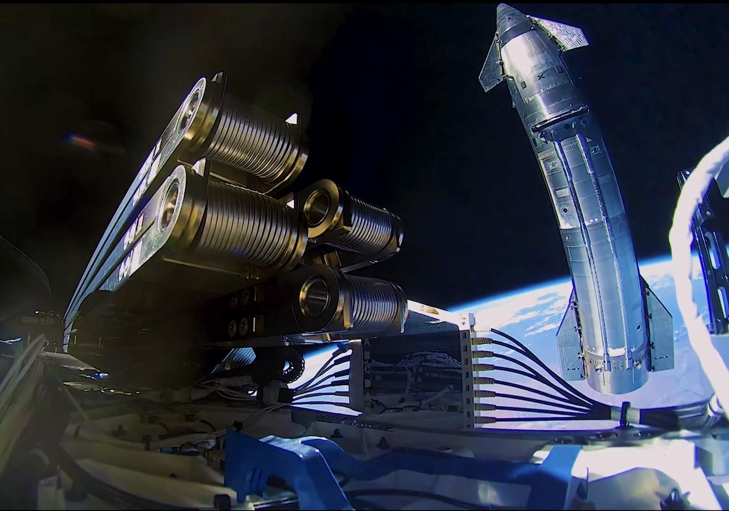 Starship Flight 14 lifts off from Starbase, Texas