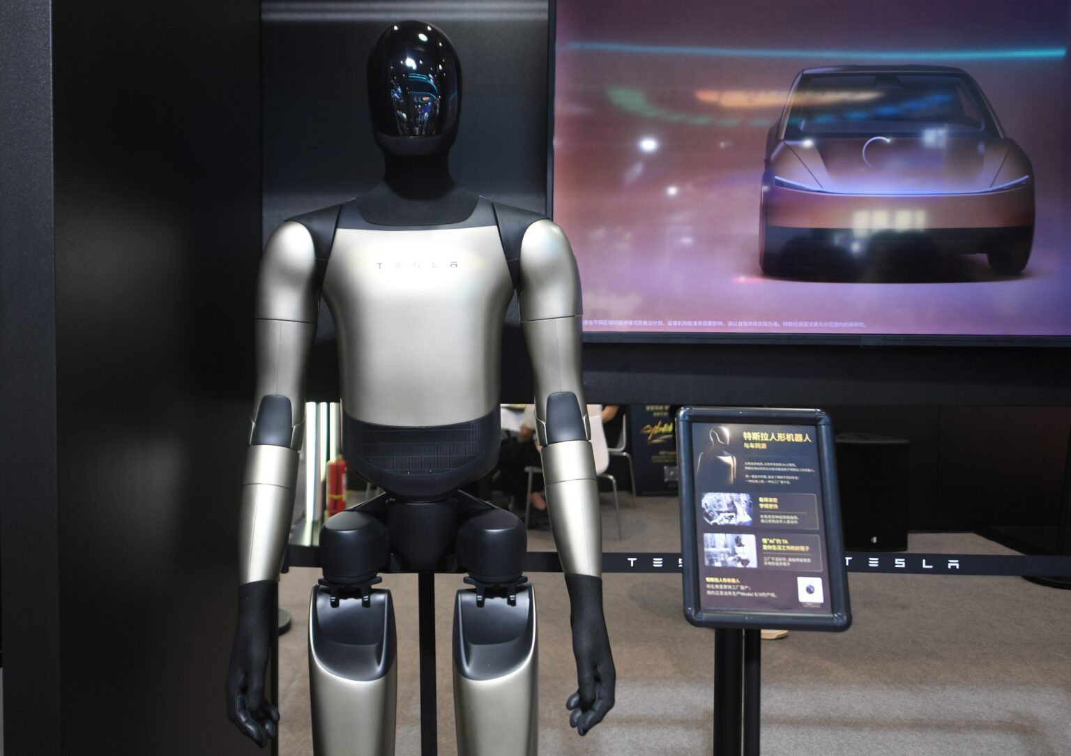 Tesla'nın Optimus V3 insansı robotu